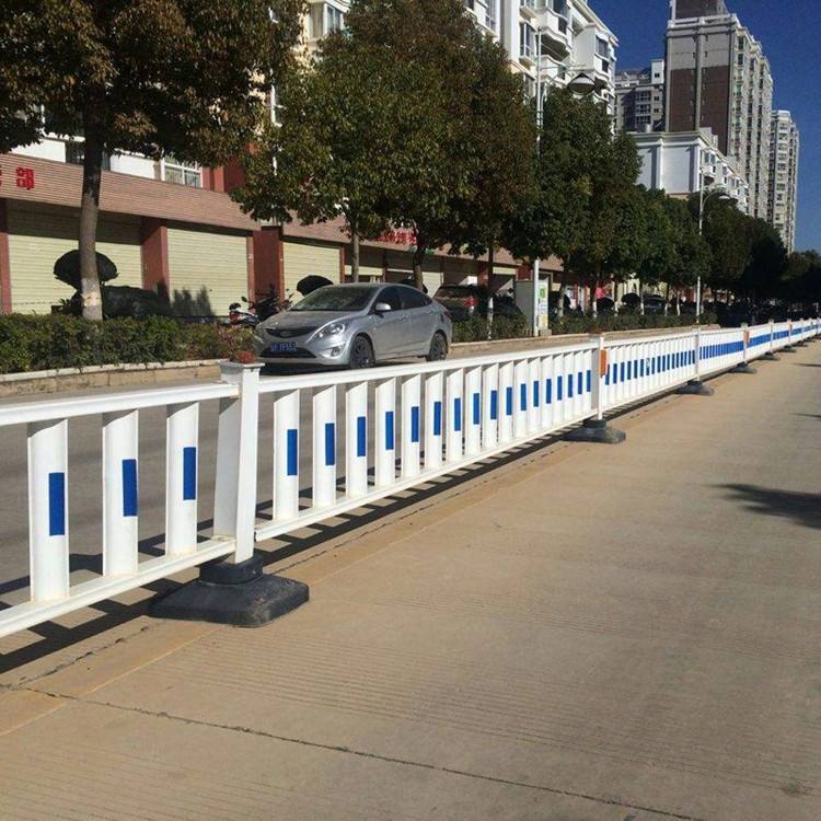 西岗PVC道路护栏